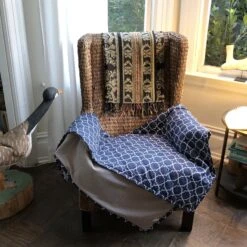 Molly Mutt Romeo & Juliet Dog & Cat Blanket, Navy -Blue Buffalos Shop 227758 PT1. AC SS1800 V1589996807