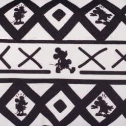 Disney Mickey Mouse Southwest Criss Cross Pattern Pet Bed & Gift Set 8 Disney Mickey Mouse Southwest Criss Cross Pattern Pet Bed & Gift Set -Blue Buffalos Shop 282408 PT3. AC SS1800 V1631118399