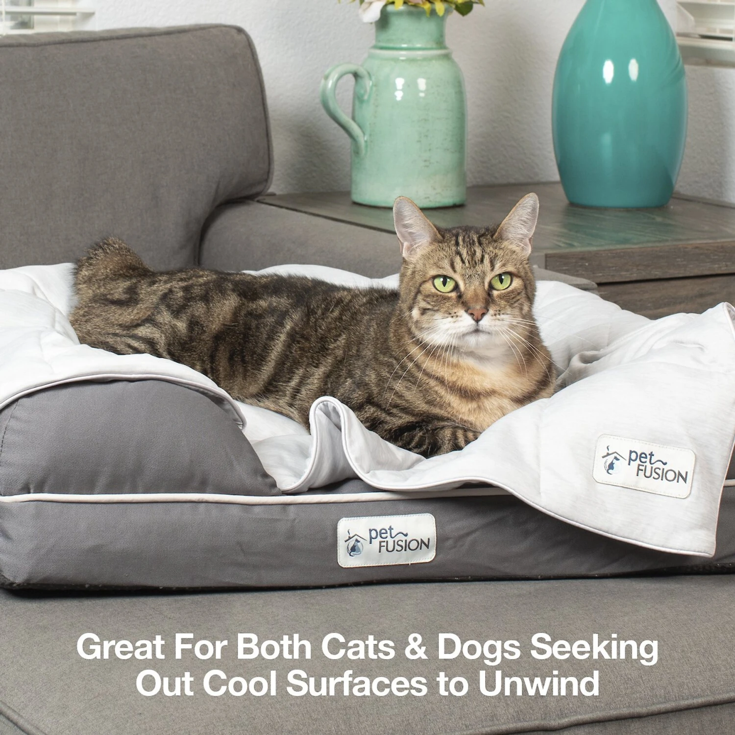 PetFusion Premium Cat & Dog Cooling Blanket 7 PetFusion Premium Cat & Dog Cooling Blanket - Image 5