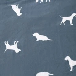 HappyCare Textiles Advanced Pets Print Cozy Waterproof Cat & Dog Blanket -Blue Buffalos Shop 666174 PT6. AC SS1800 V1667519782