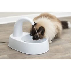 TRIXIE Curved Stream Cat & Dog Water Fountain, White, 84.5-oz -Blue Buffalos Shop 701774 PT6. AC SS1800 V1688752029