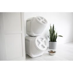 Gamma2 Vittles Vault Stackable Pet Food Storage -Blue Buffalos Shop 73481 PT3. AC SS1800 V1445890029