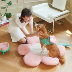 VETRESKA Flora Bolster Cat & Dog Bed -Blue Buffalos Shop 805246 PT7. AC SS1800 V1680528947