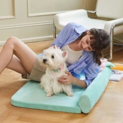 VETRESKA Flora Sofa Cat & Dog Bed -Blue Buffalos Shop 805262 PT8. AC SS1800 V1680529008