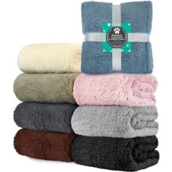 PetAmi Fluffy Waterproof Cat & Dog Blanket -Blue Buffalos Shop 903366 PT6. AC SS1800 V1687887277